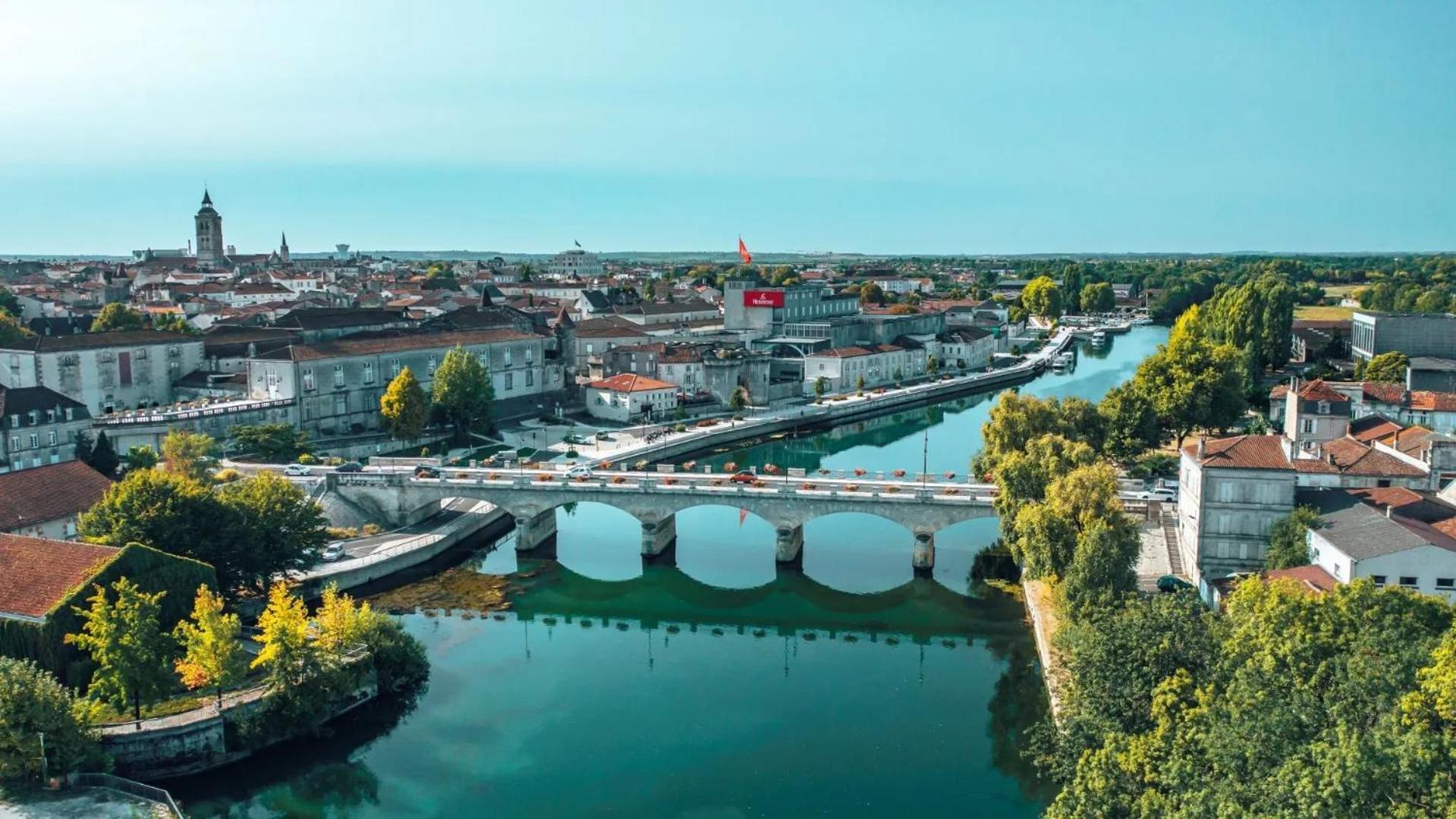 Maisonnette Au Coeur De Cognac Buitenkant foto